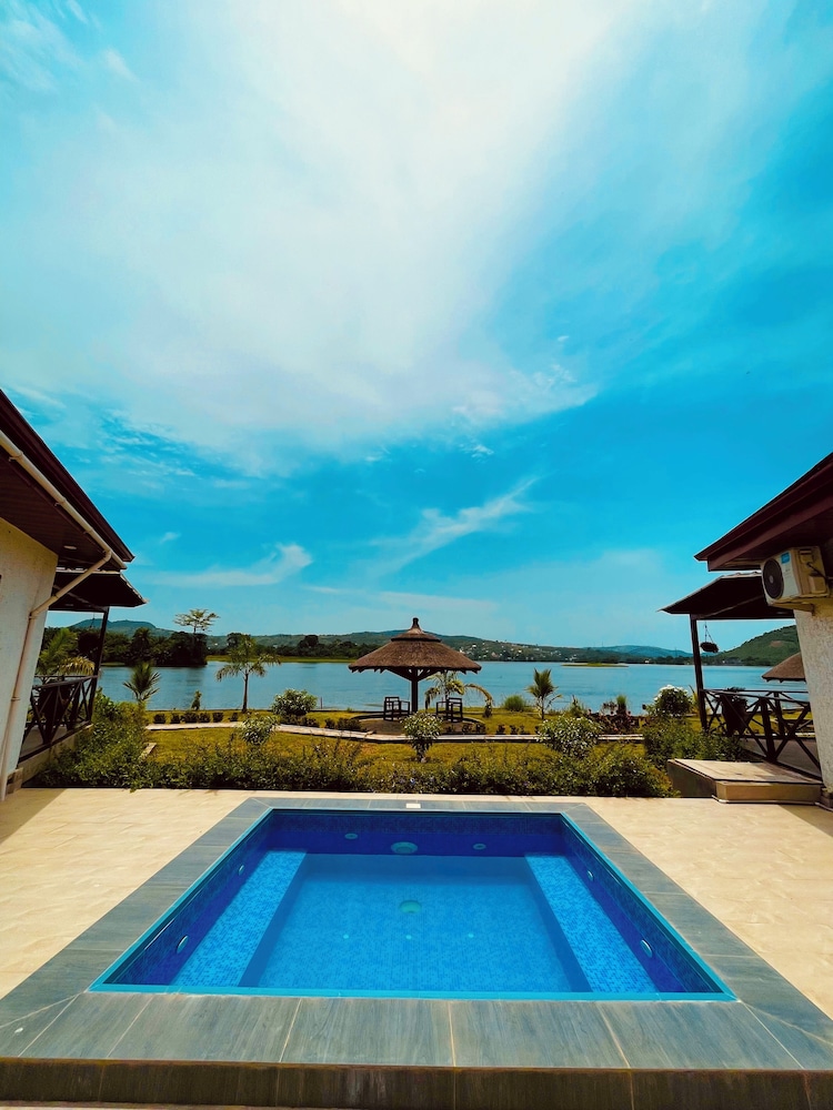 Platinum Blue Island Resort