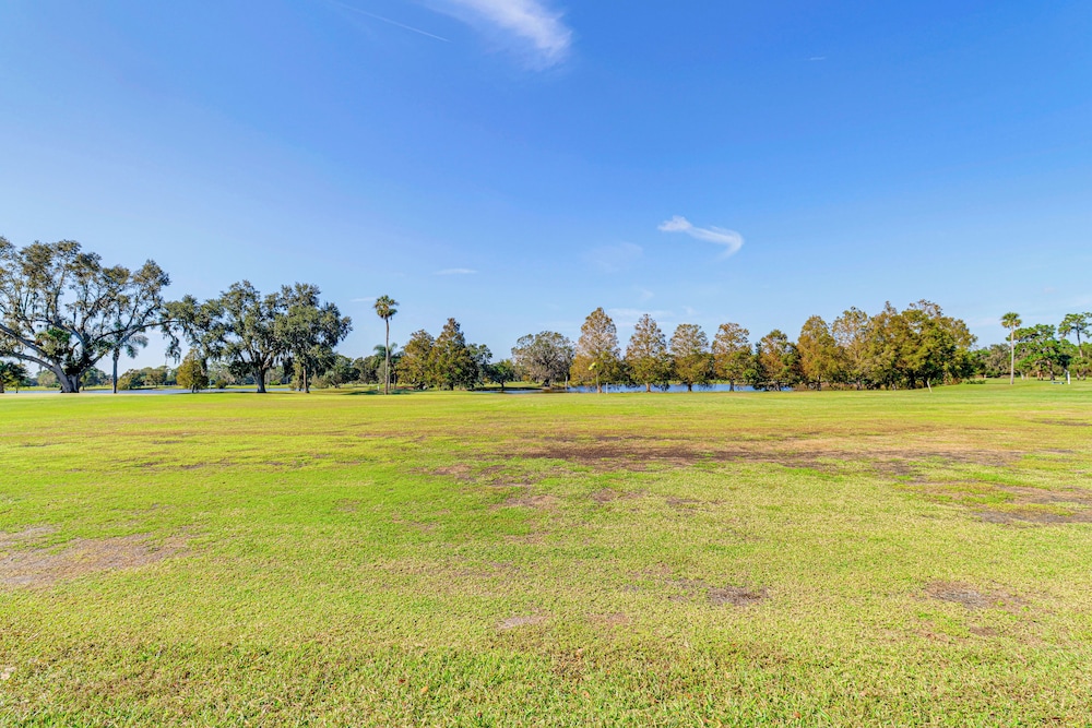 4 Mi to Golf: Quiet Lake Wales Retreat