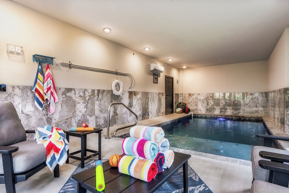 Smith Creek Reserve Luxury Cabins