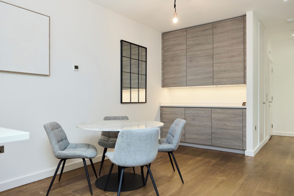 Greenwich Link Residence