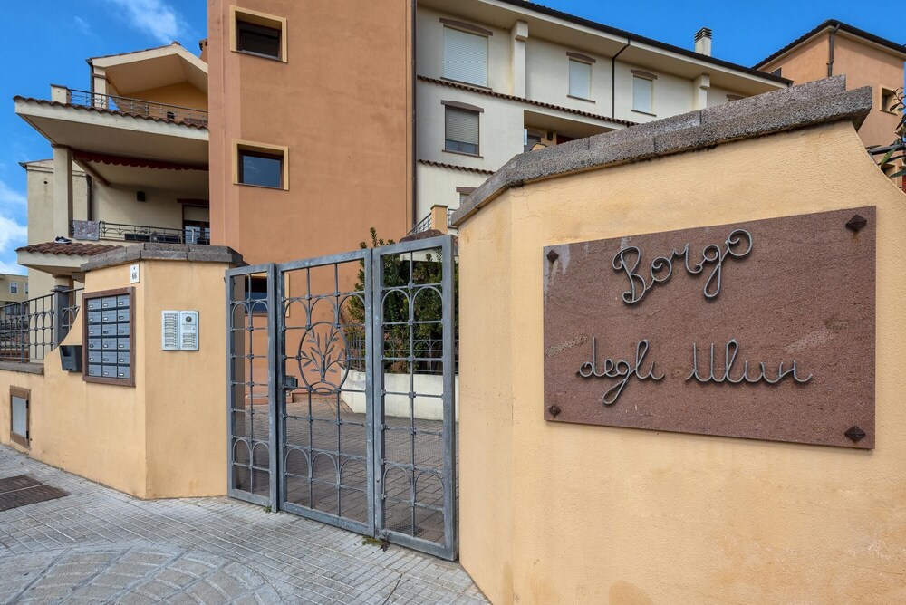 Borgo 66 in Alghero With 2 Bedrooms and 2 Bathrooms view 2