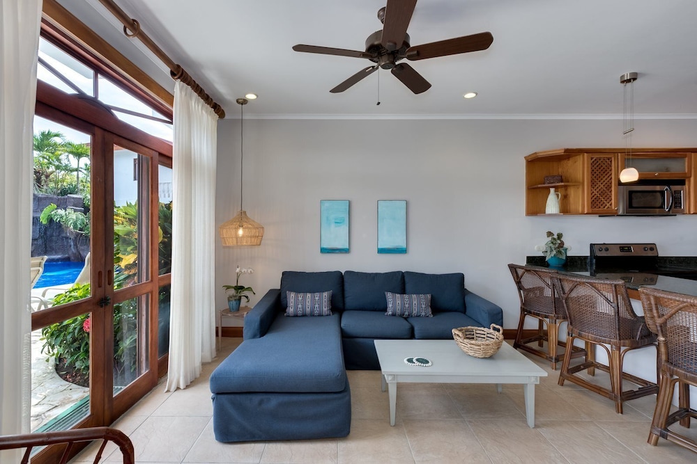 Ground Floor Unit in Beautiful Beachfront Complex view 5