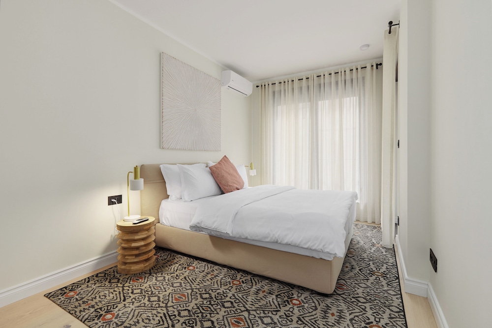 Dimitris Residence