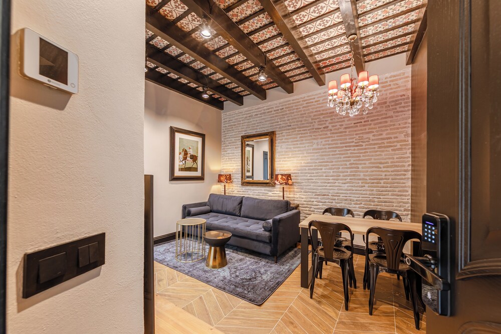 Casa 1862 Heritage Suites by Stay Unique