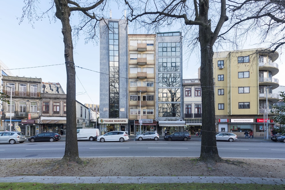Apartment Boavista Roundabout by SweetPorto