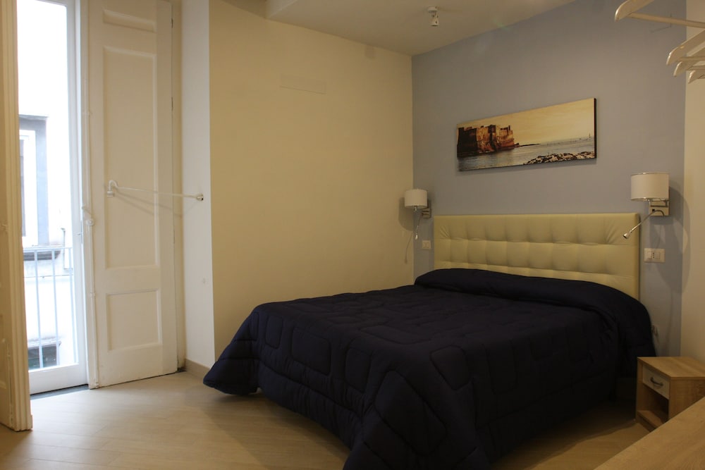 Base Napoli B&B photo 3