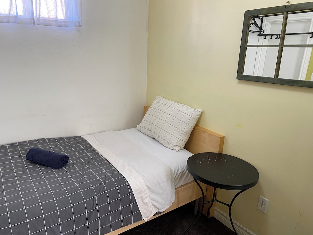 Kaisar Guest House