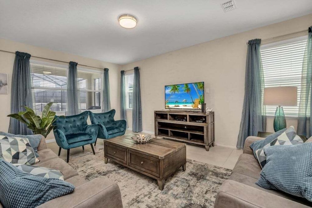 1513nassau 5 Bedroom Villa