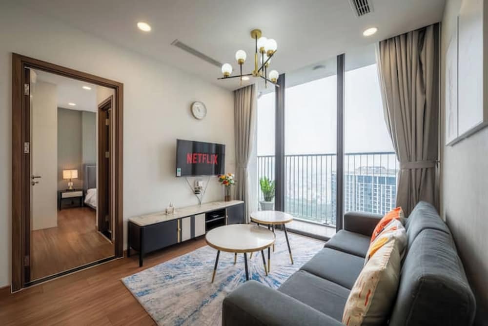 Eco Green Saigon - Free Gym & Pool