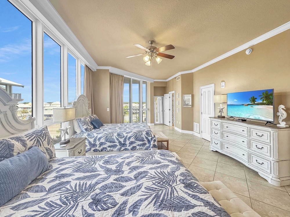 Oceanfront Luxe Pool + Beachfront Free Golf