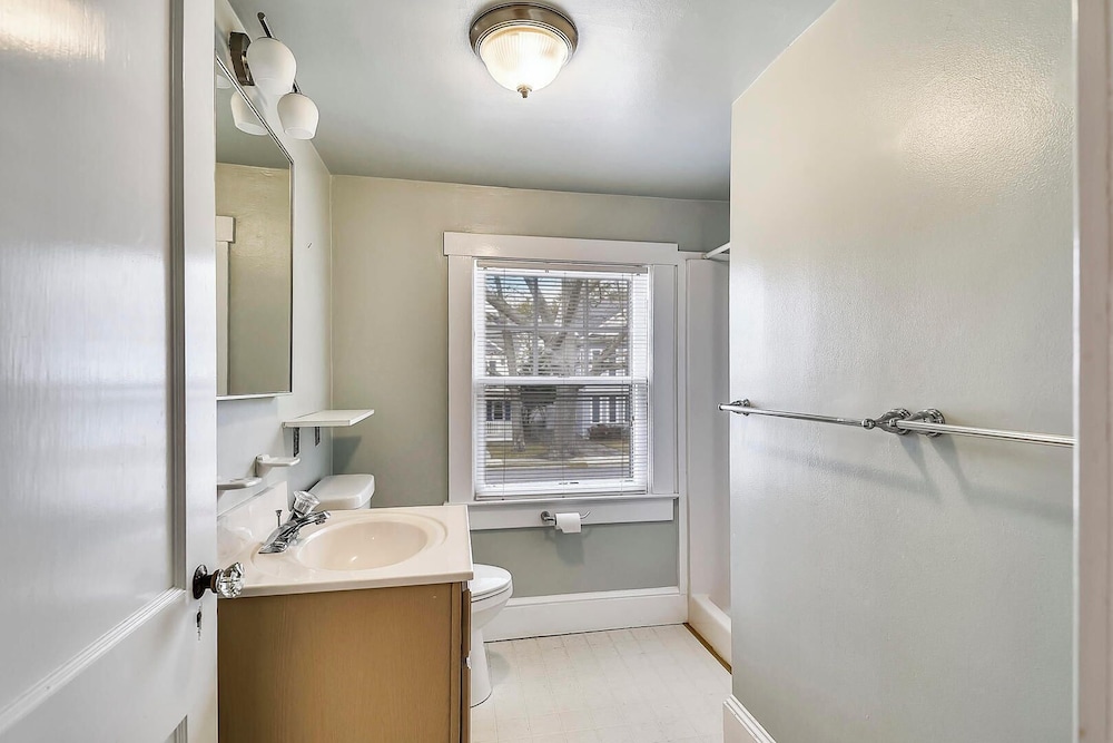 Laurel Street 108
