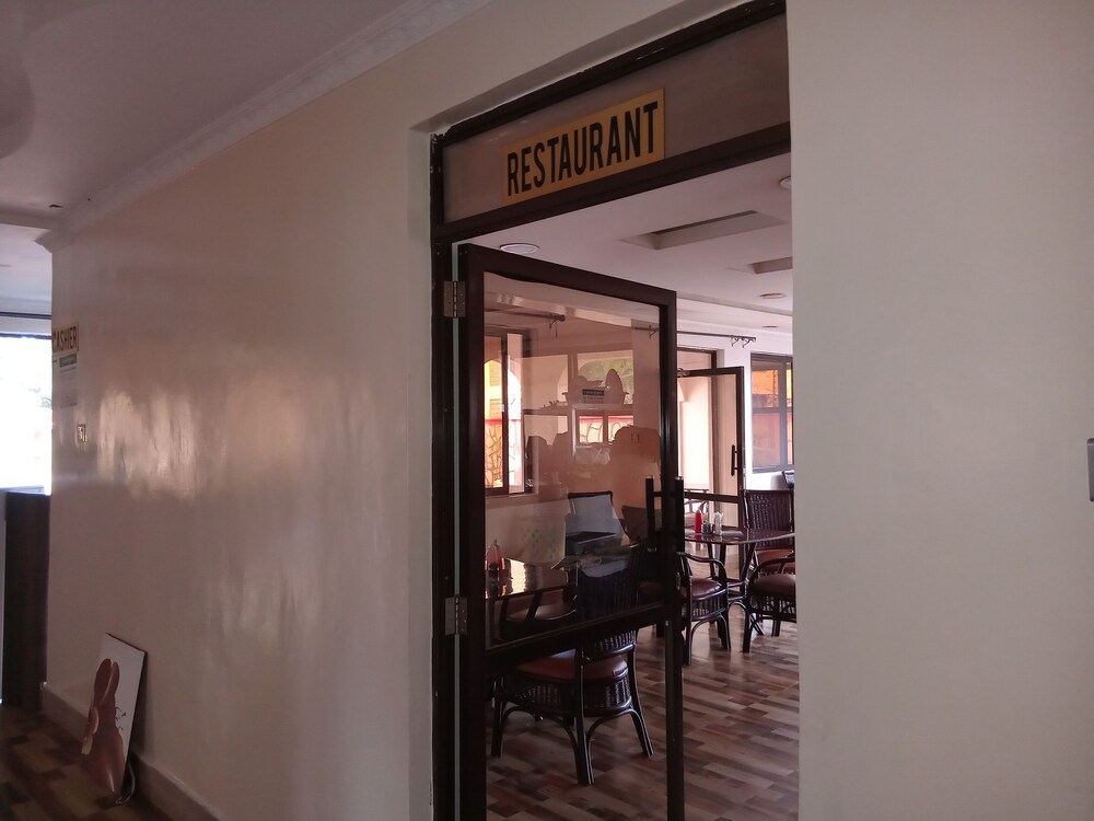 Keriwest Hotel