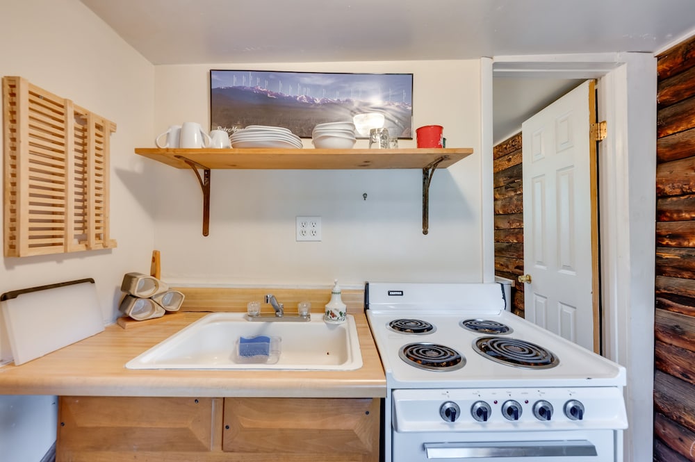 'minnehaha' Allenspark Cabin Near Hiking! - Property Image 16