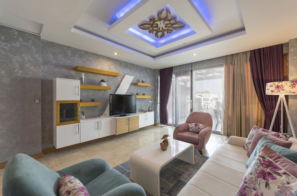 Flora Garden Beach Club - All inclusive