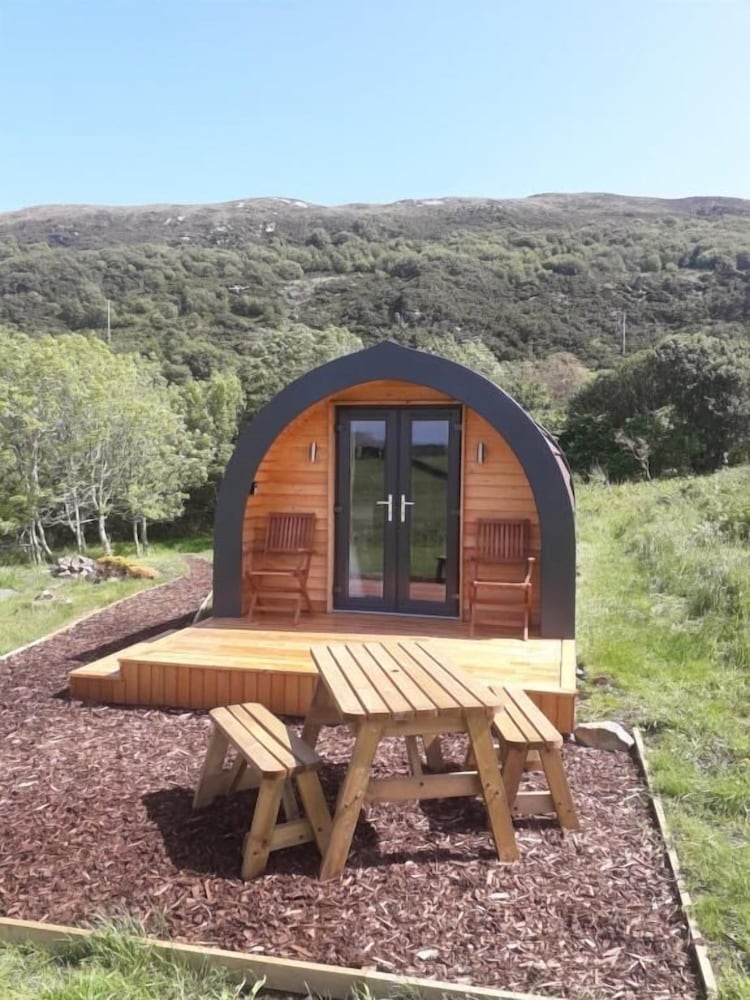 Tighlochan Pods