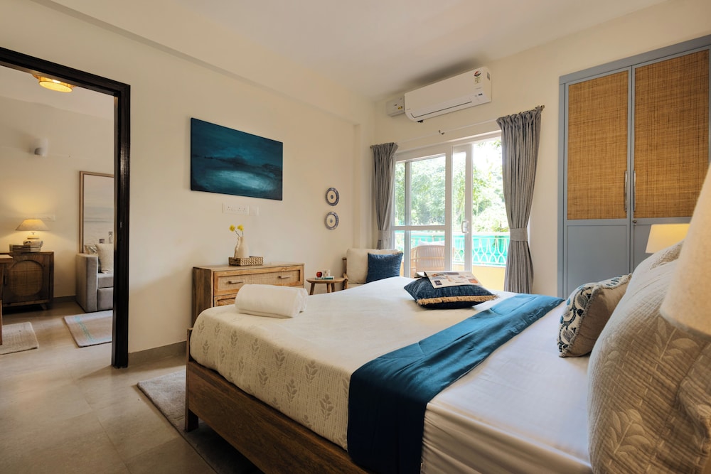 Alaya Stays Veera Marina 1BHK with Pool