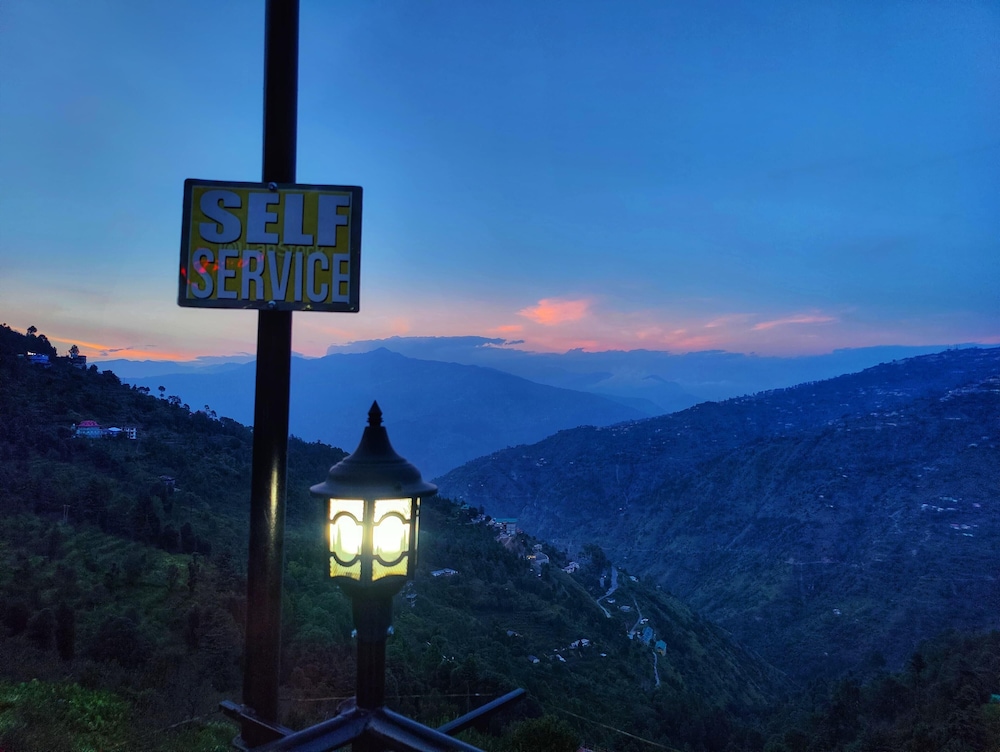 Amar Homestay - Elevate Your Travel