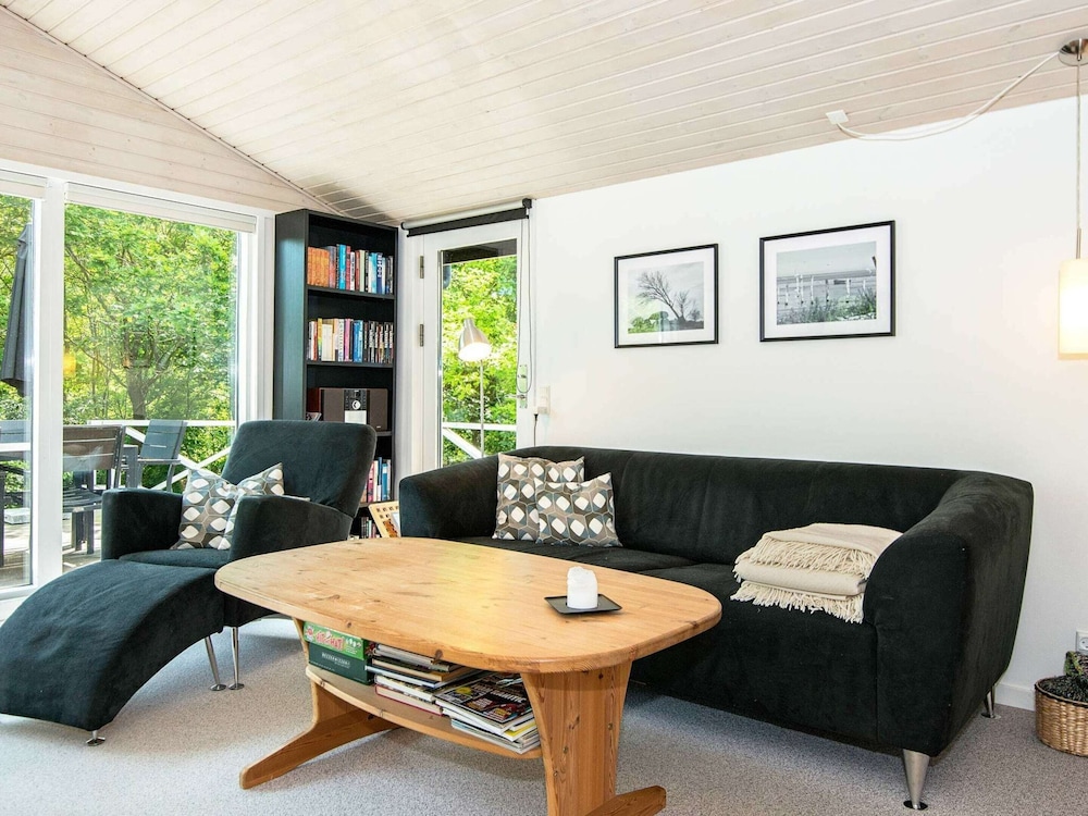 6 Person Holiday Home in Glesborg view 2