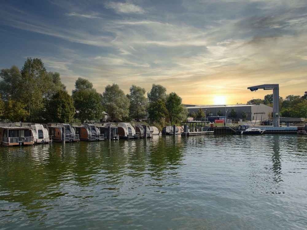 Houseboat on the Dahme