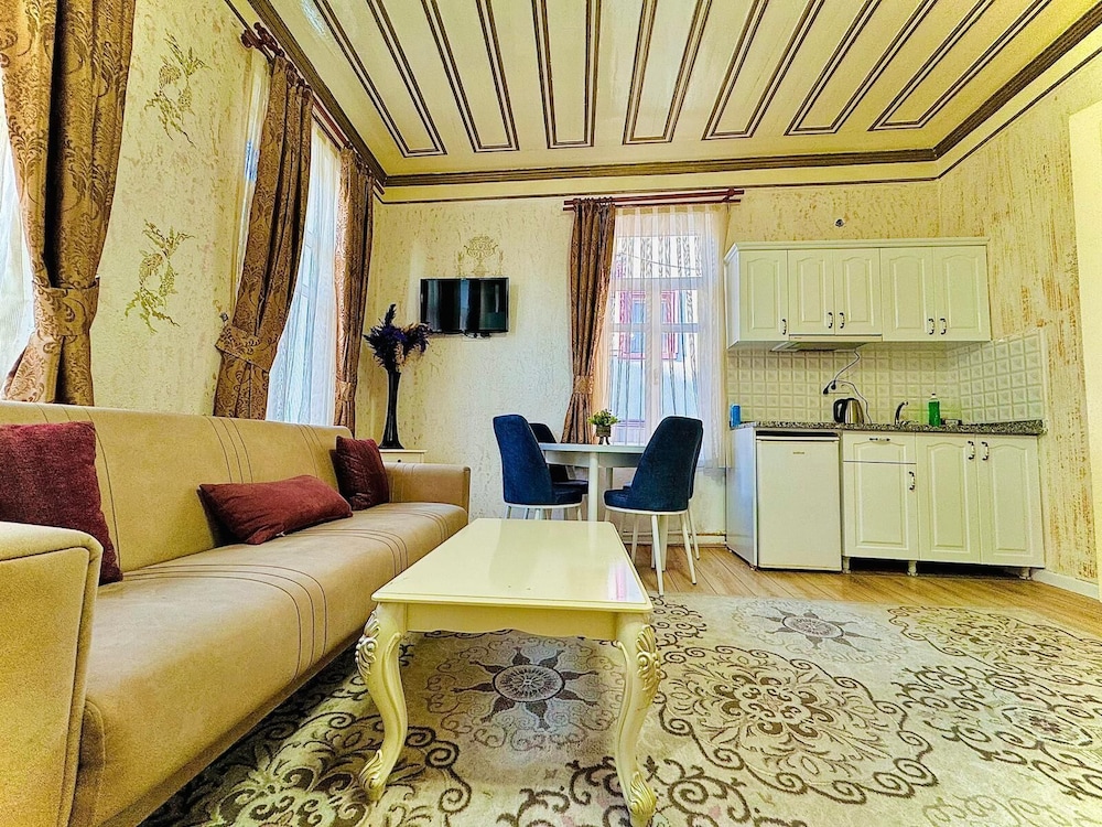 Alhambra Apart Otel - Image 70