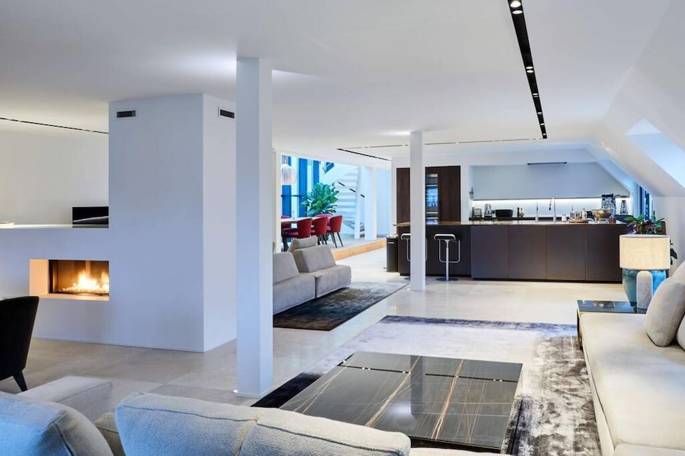 Luxury Penthouse CPH s Finest Shopping Street view 4