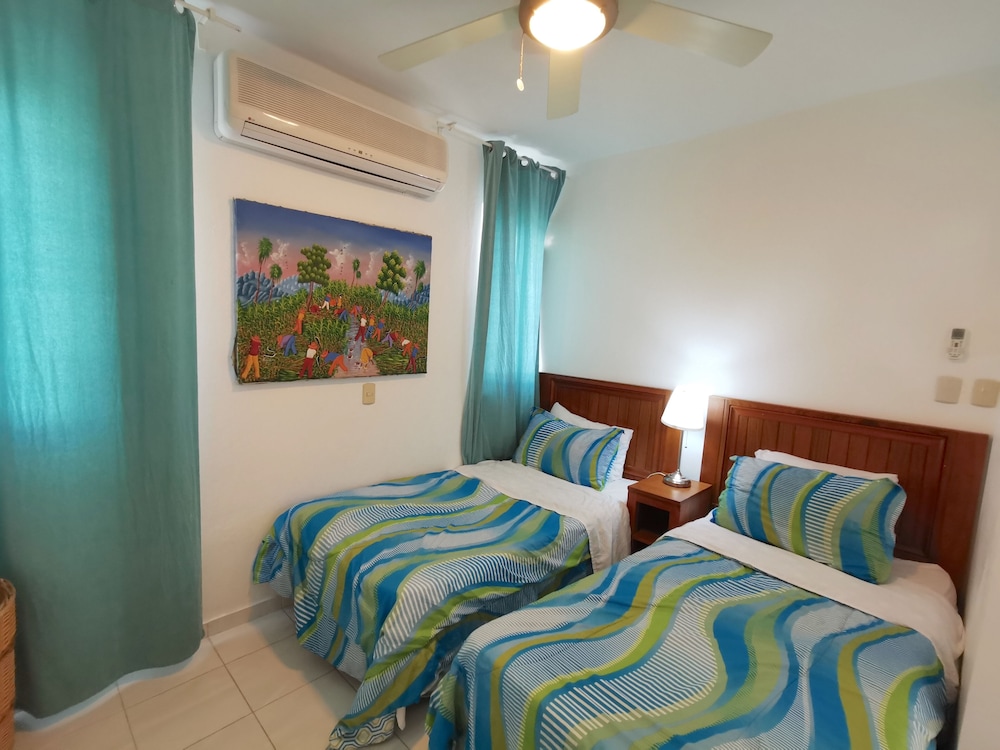 Los Corales Tropical Beach Resort & SPA