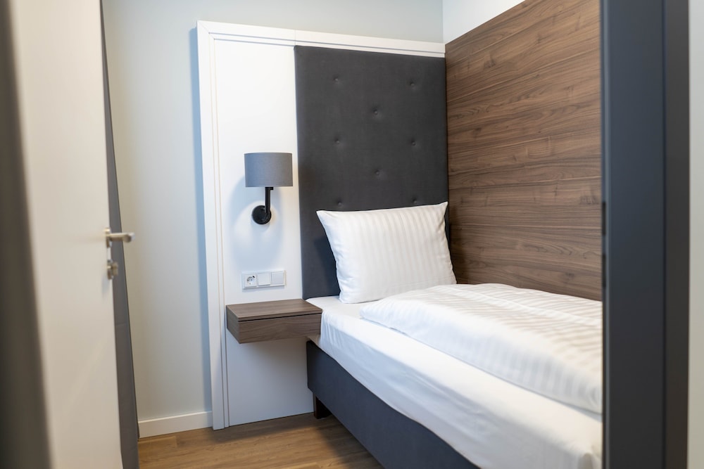 Signature Hotel Skarv - Property Image 36