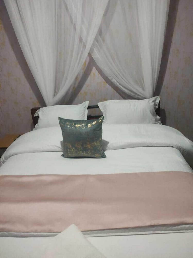 Lux Suites N&R Staycation Migori