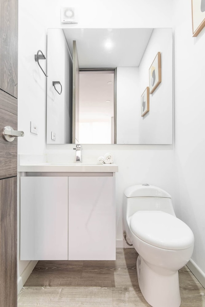 Designer 2BR in Usaqu n