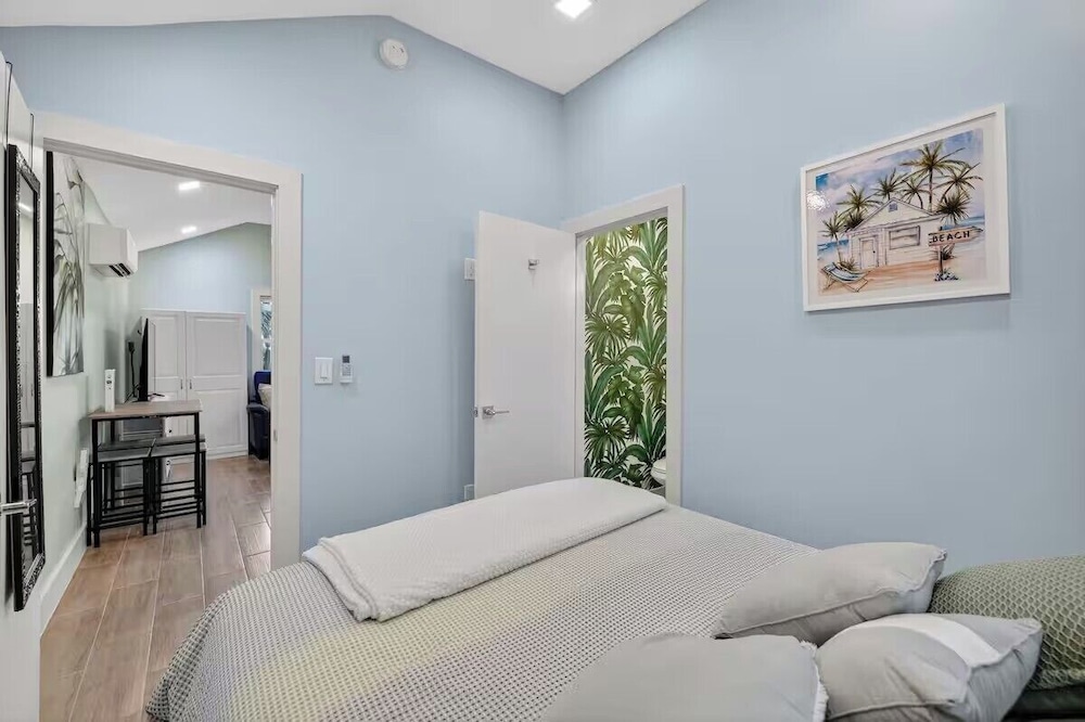 Paradise by the Sea - Cottage