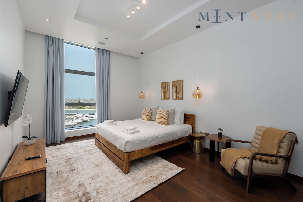 Tiara Residences - Mint Stay