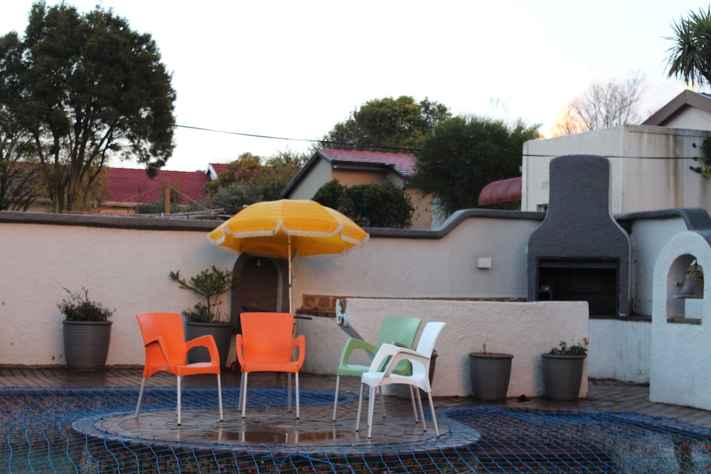 3Liebeloft Guest House
