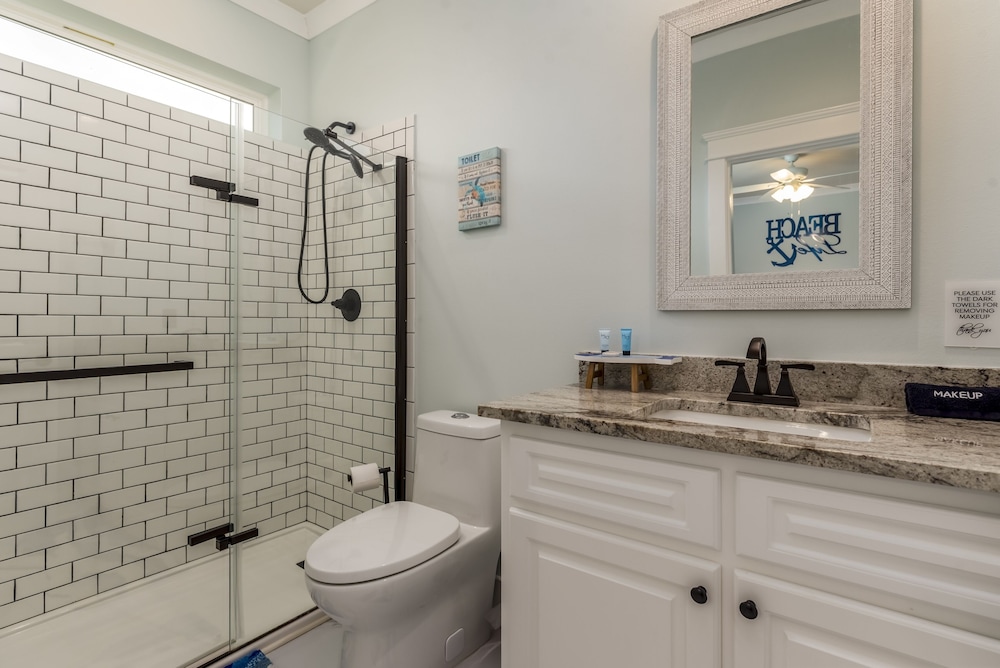 Bay Breeze - 2420 Bienville 4 Bedroom Home