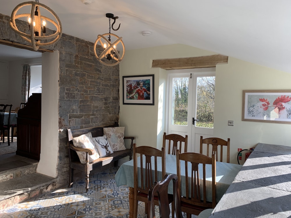 Pontyclerc Farm House B&B