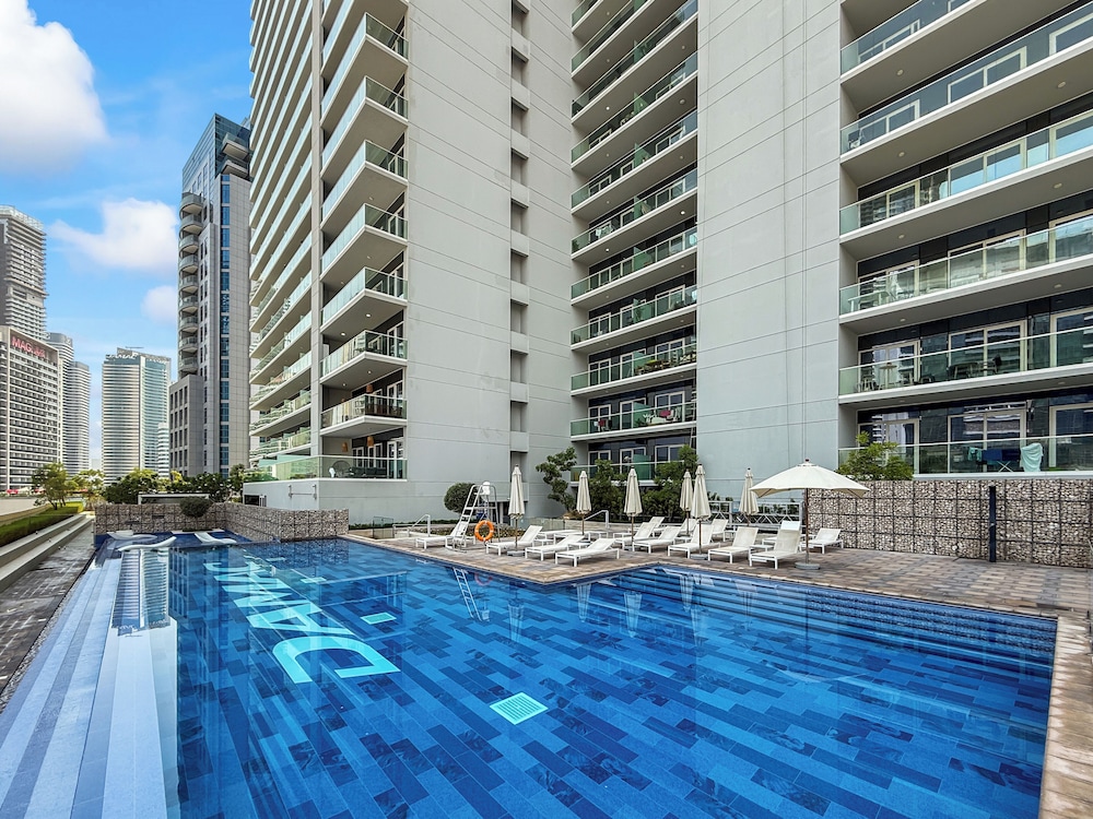 Luxury Apartments in Dubai Business Bay