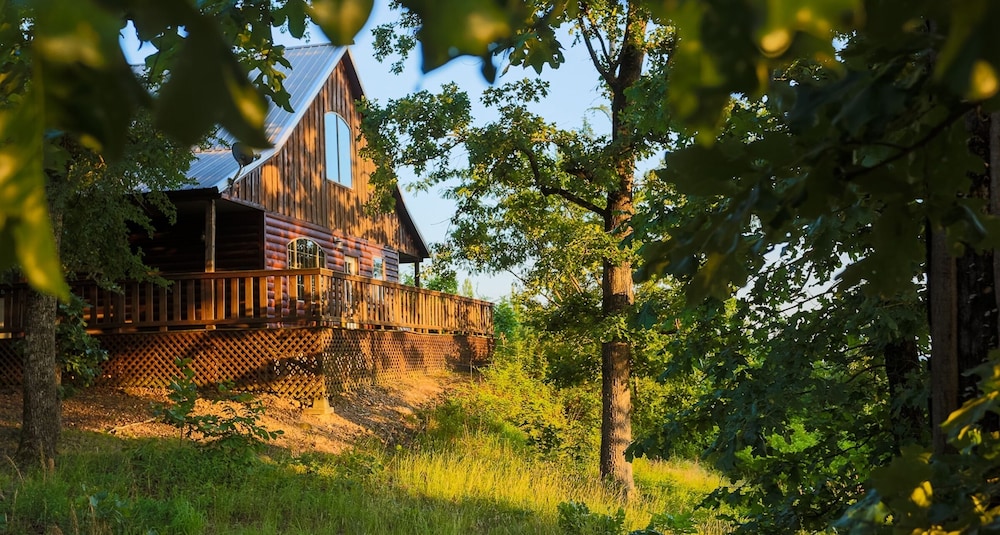 Lookout At Eagle Ridge 1 Bedroom Cabin by Redawning view 2