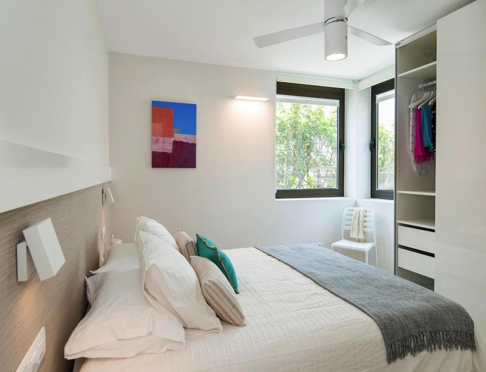 Modern Flat With Side sea View in San Augustin