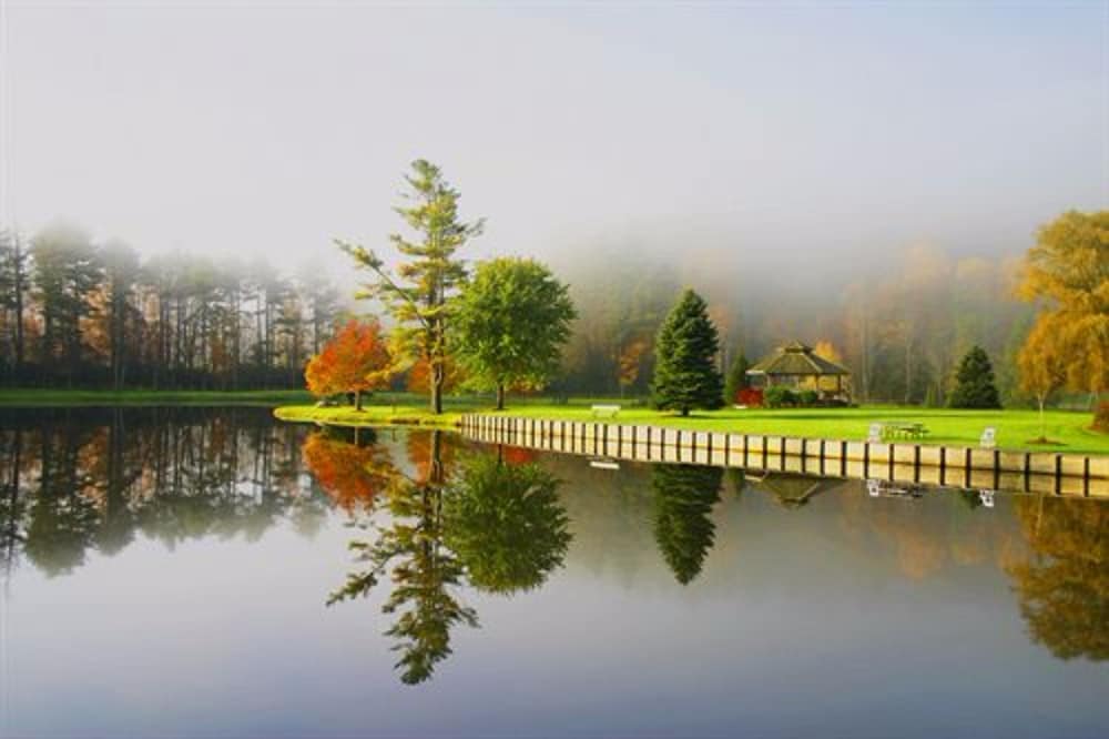 Bob Timberlake Inn at Chetola Resort