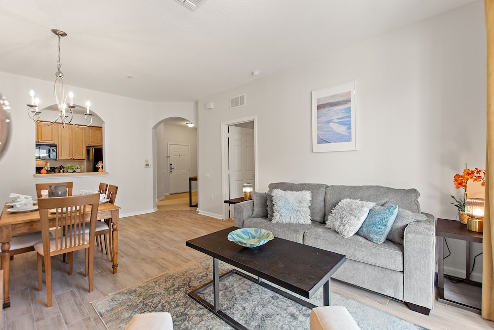Contemporary @vista Cay By Shine Villas #403