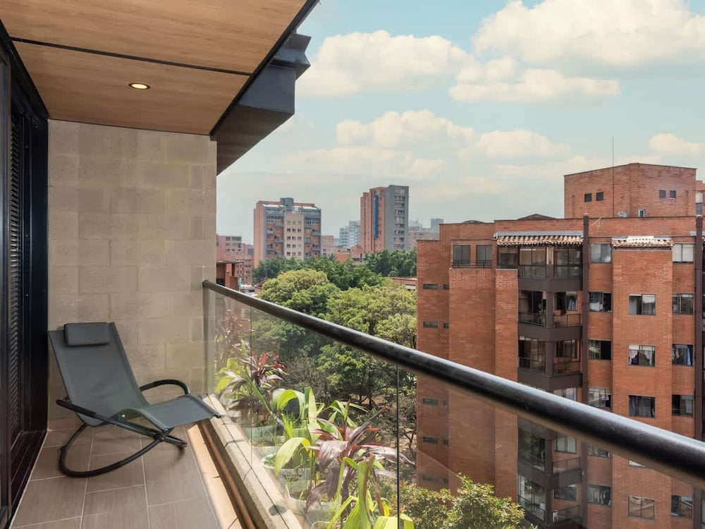 Charming 3BR in Laureles Medell n