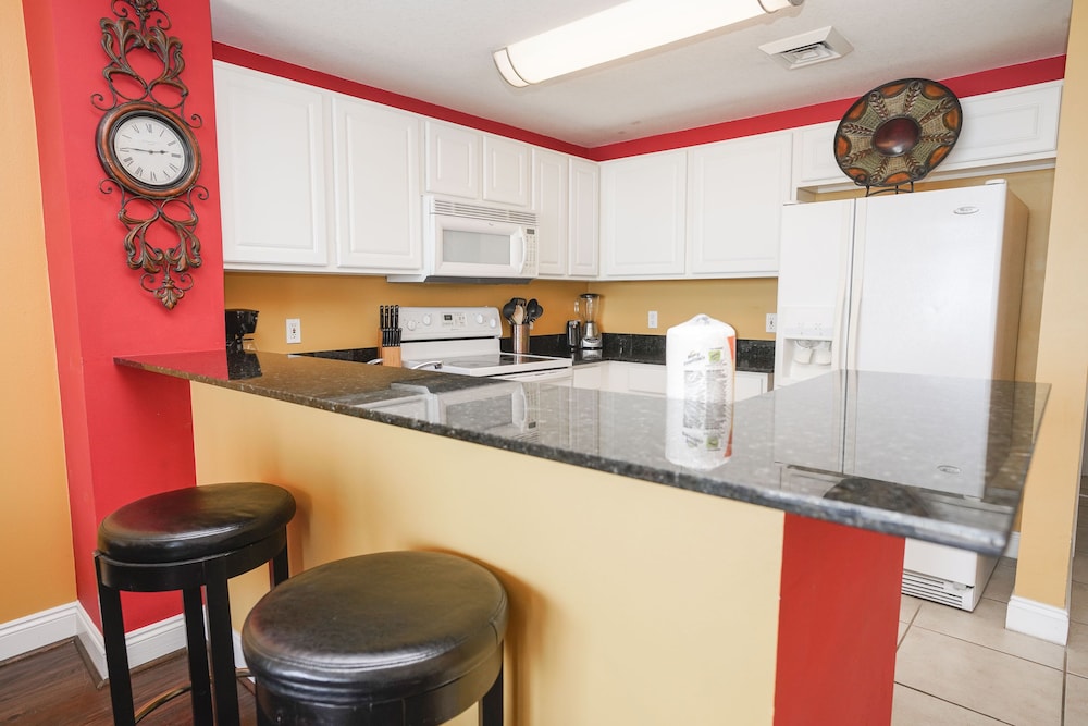 Calypso Beach Resort by Panhandle Getaways