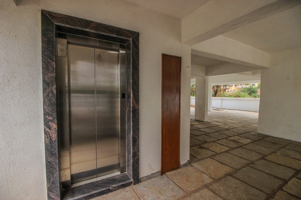 OYO 10296 Home Sunset View 3BHK Dona Paula