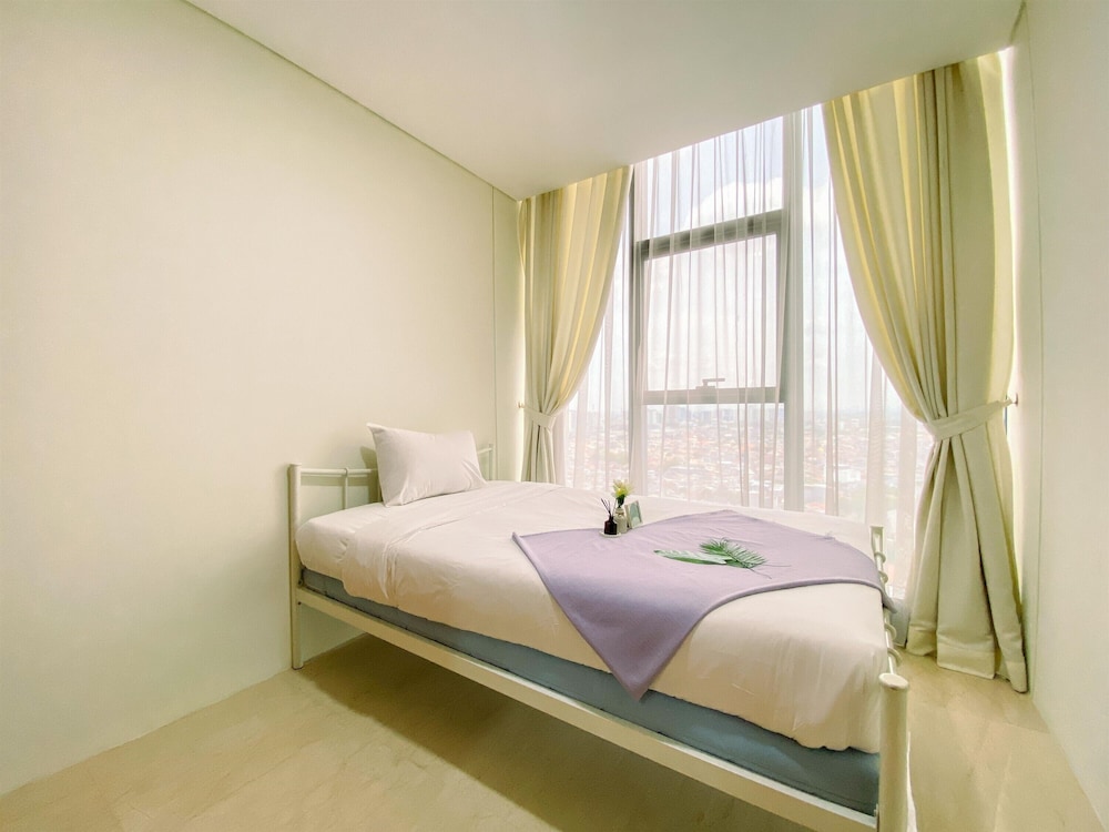 Great Location 2Br Apartment L'Avenue Pancoran