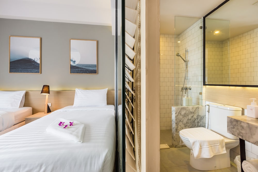 Snoozz Hotel - Hostel
