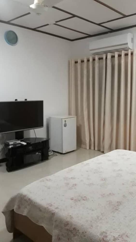 LaRosa Executive Guest House view 3