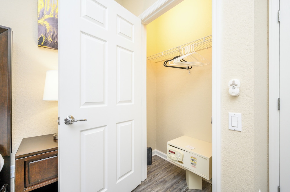 Epic Universe New Beautiful Condo, Vista Cay, Orlando - 3011
