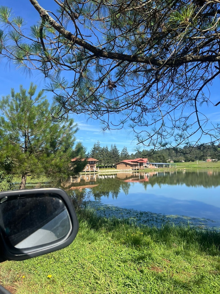 CABAÑAS EL LAGO