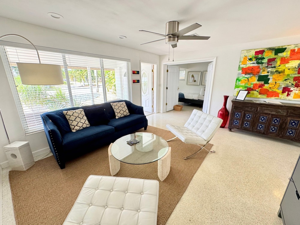 Fabulous Private Oasis With Lgbtq Resort Access