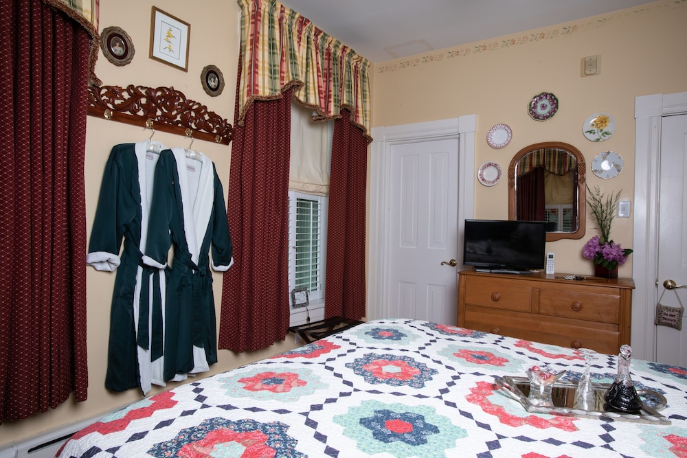 E J Bowman House Bed & Breakfast