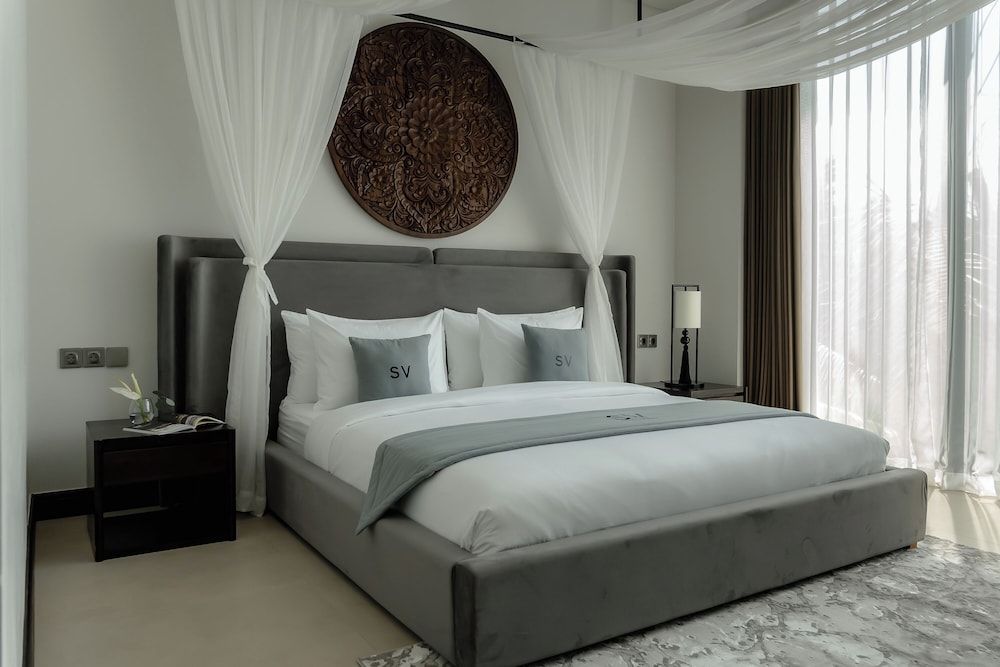 AMO Residences